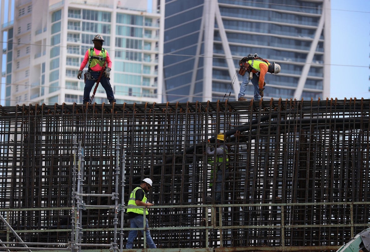 Obreros en construcción