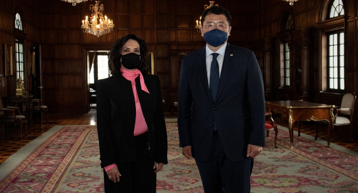 La Canciller, Claudia Blum y el Viceministro de Relaciones Exteriores, coreano Jung-Kon Choi