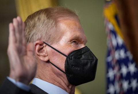 Bill Nelson nombrado jefe de la Nasa