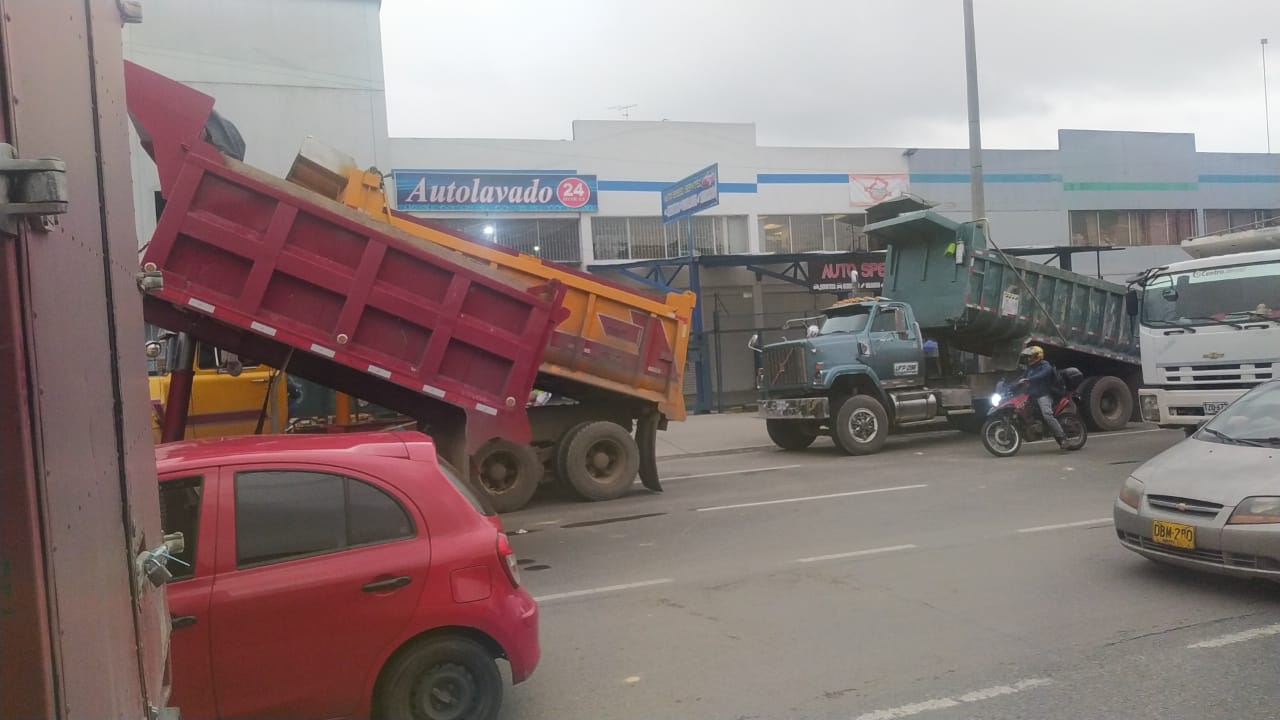 Volqueteros levantarán bloqueos en Bogotá y Cundinamarca