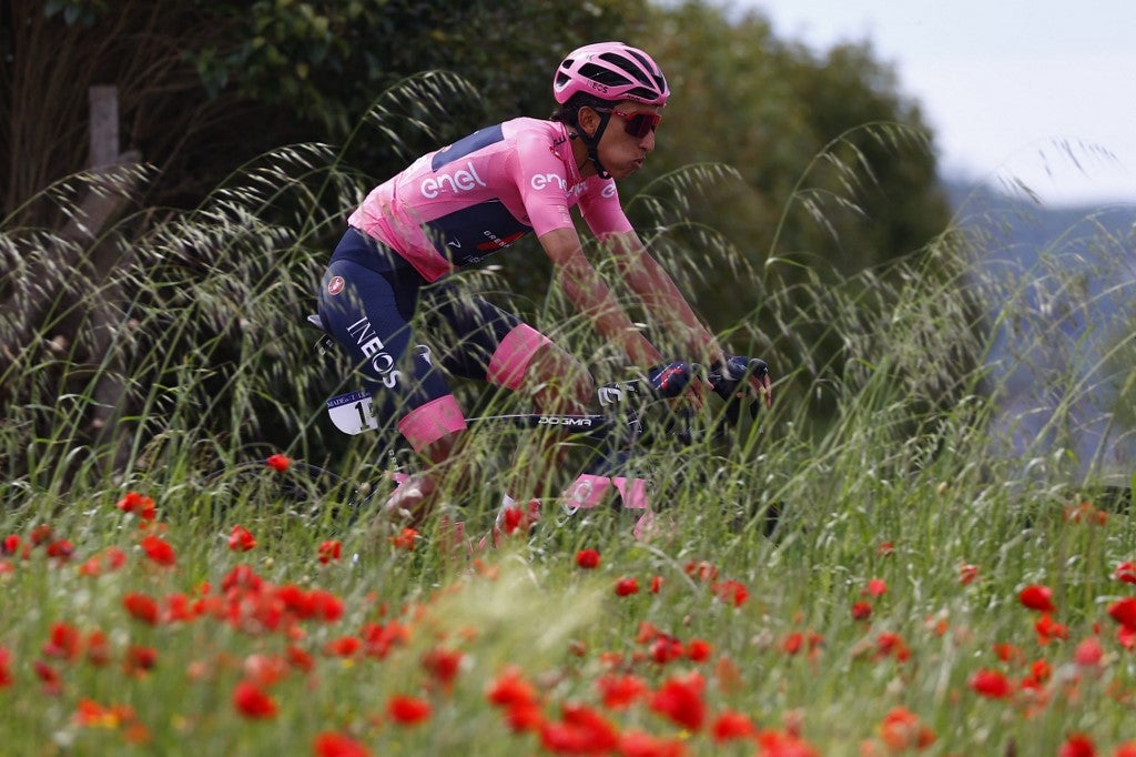 Egán Bernal, ciclista del equipo Ineos, en el Giro de Italia 2021