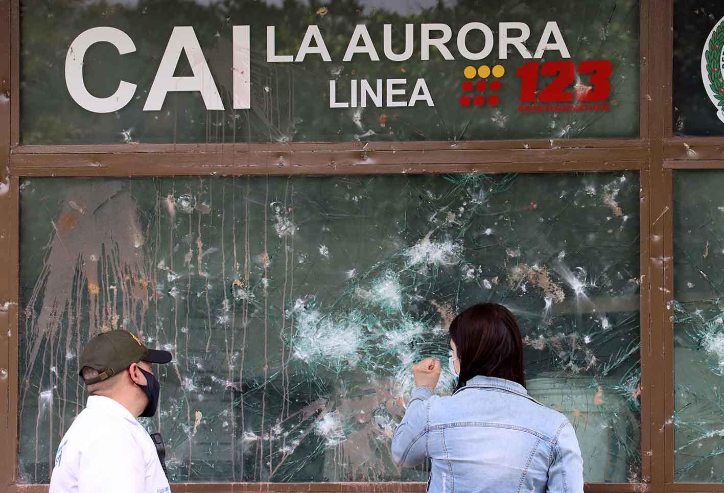 CAI Aurora: Así quedó luego del ataque sufrido a piedra y fuego