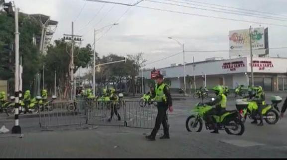 Disturbios en exteriores del estadio Romelio Martínez