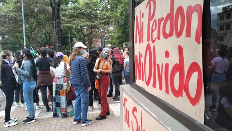 PROTESTA FRENTE AL CAI DE SOLEDAD