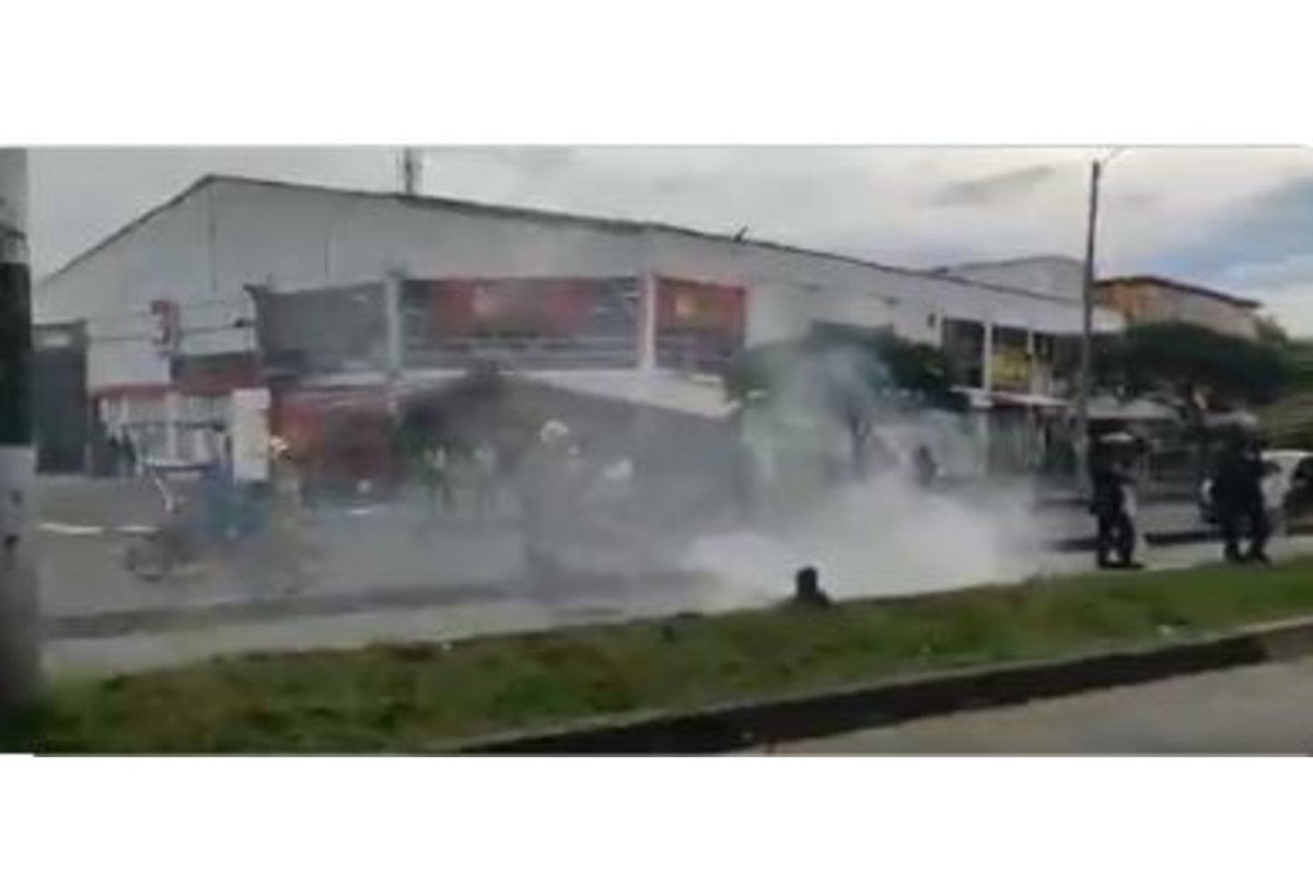 Disturbios en Cali 4 de junio 2021 en el sector Paso del Comercio
