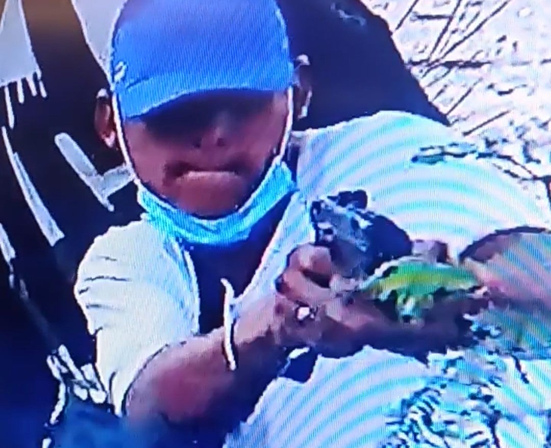Disparaba contra la Policía