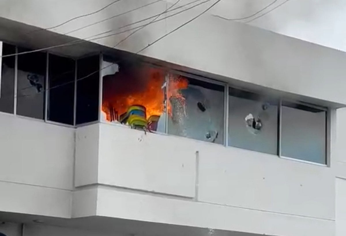 Lanzaron bombas molotov a iglesia cristiana en Neiva