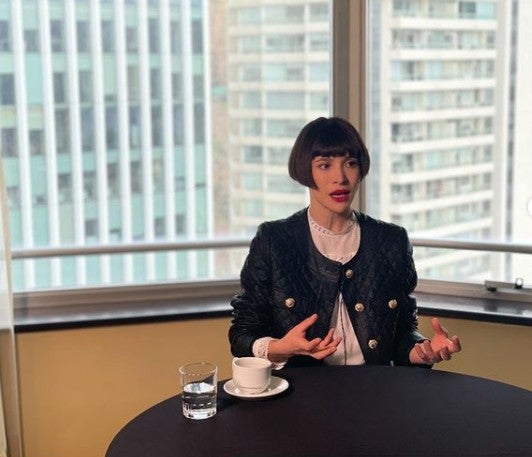 Daniela Ramírez, interpretando a Isabel Allende