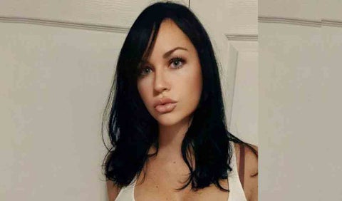 OnlyFans: Profesora despedida del trabajo por doble vida