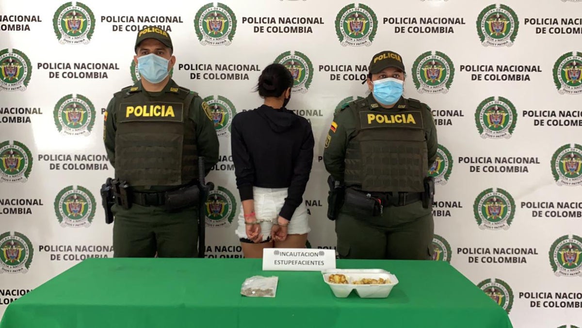 Intentaban ingresarla a la estación de policía