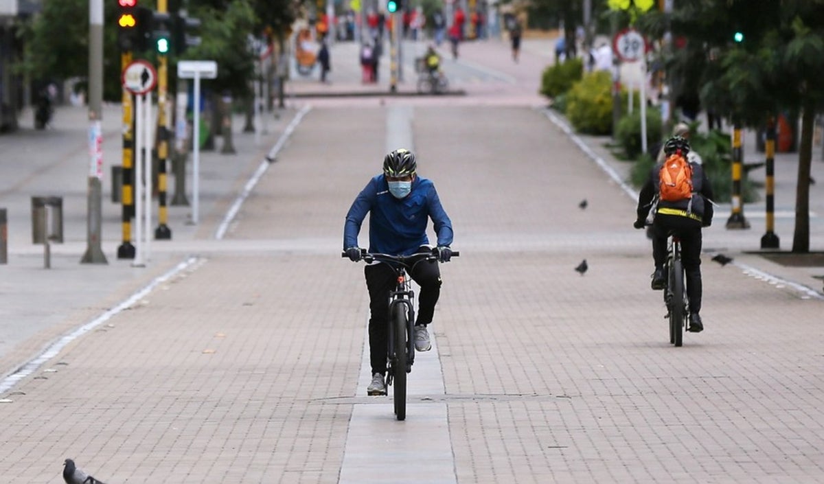 El uso de tapabocas en Bogotá es obligatorio desde hace un año.