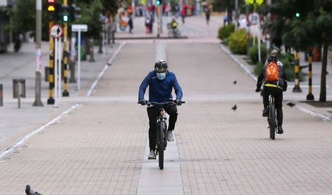 El uso de tapabocas en Bogotá es obligatorio desde hace un año.