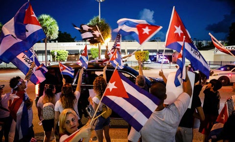 Cubanos en Miami piden acciones de Biden