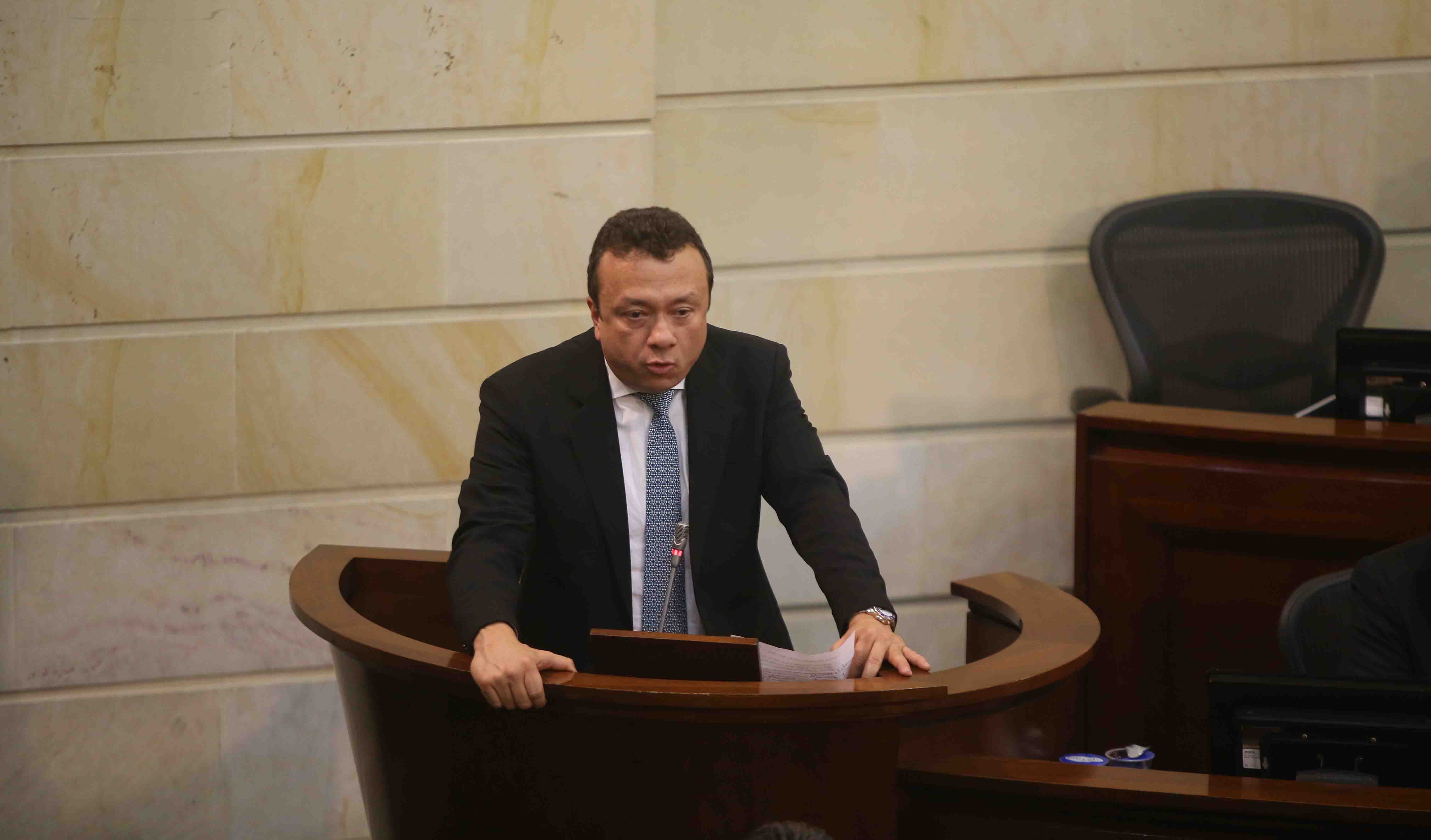 Eduardo Pulgar Daza: ordena prisión domiciliaria para rector de Universidad