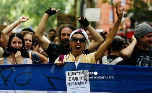 Manifestaciones en Francia contra certificado sanitario