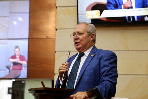 Iván Name, senador