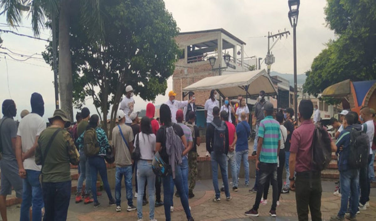 La vinculación laboral de estos cien jóvenes empezará desde este primero de agosto.