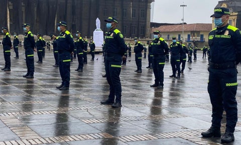Uniforme policia colombia 2021
