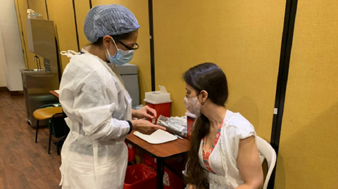 Vacunación a trabajadores por parte del sector privado