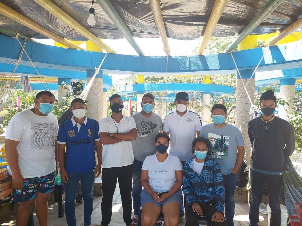 6 días cumplen los jóvenes en huelga de hambre
