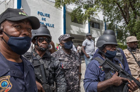 Policía de Haití