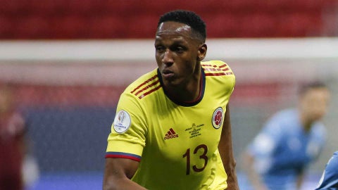 Yerry Mina, central colombiano