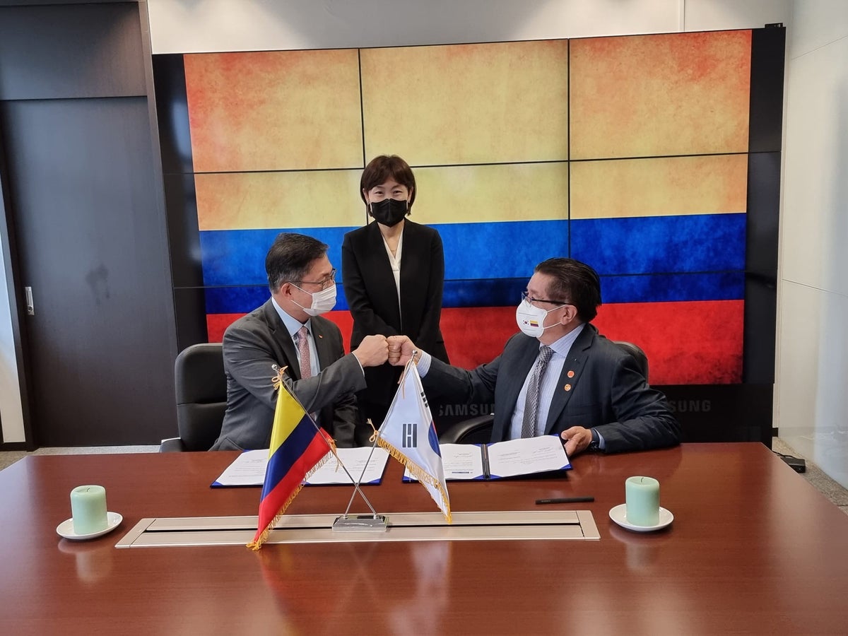 Colombia firmó acuerdo con Corea.