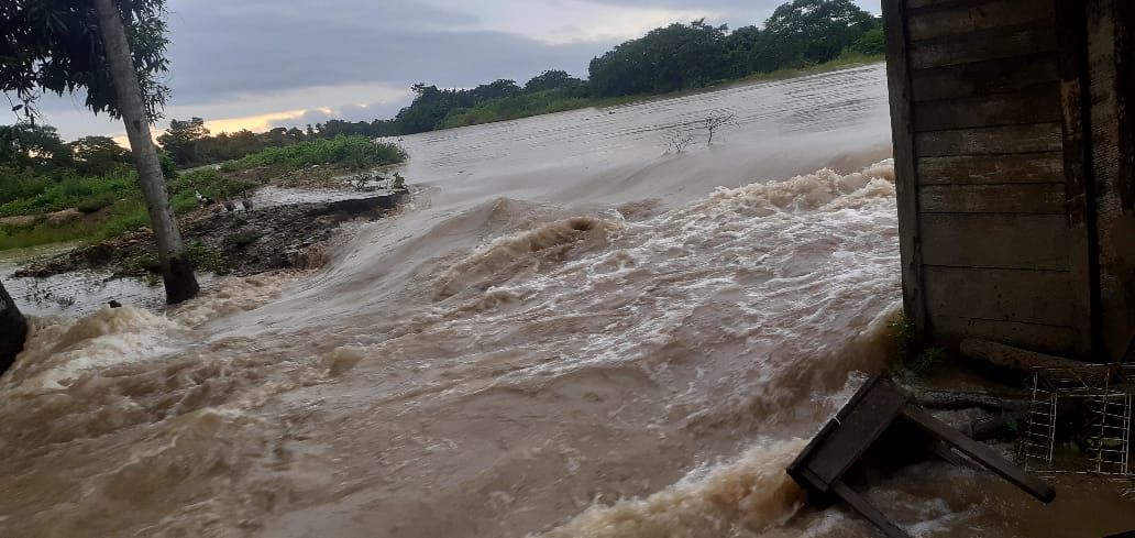 La emergencia se registra desde ayer
