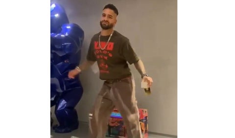 Caída de Maluma bailando Sobrio