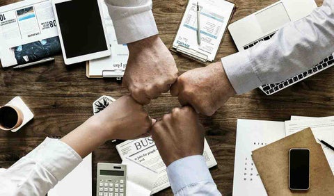 empleo bogota: agentes con $1’850.000 y fines de semana libres
