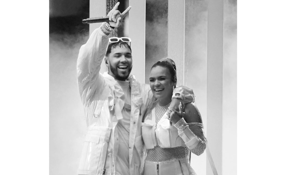Karol G y Anuel AA confirmaron el fin de su relación en abril de 2021.