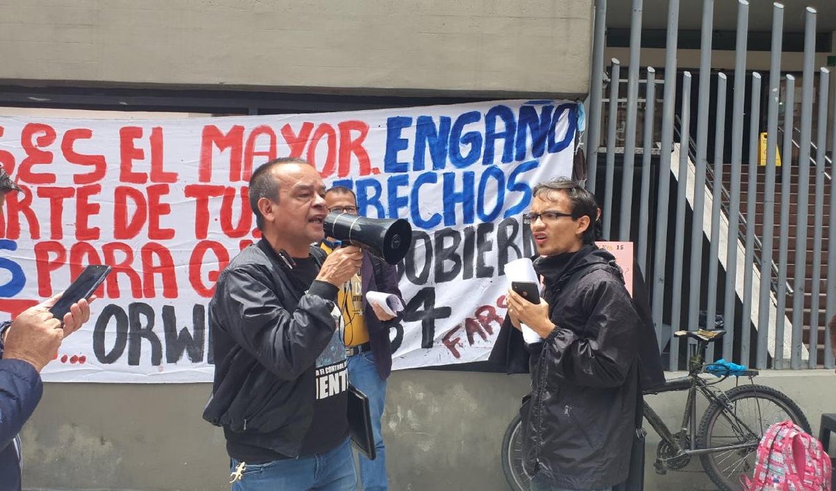 Grupo contra la vacuna de covid