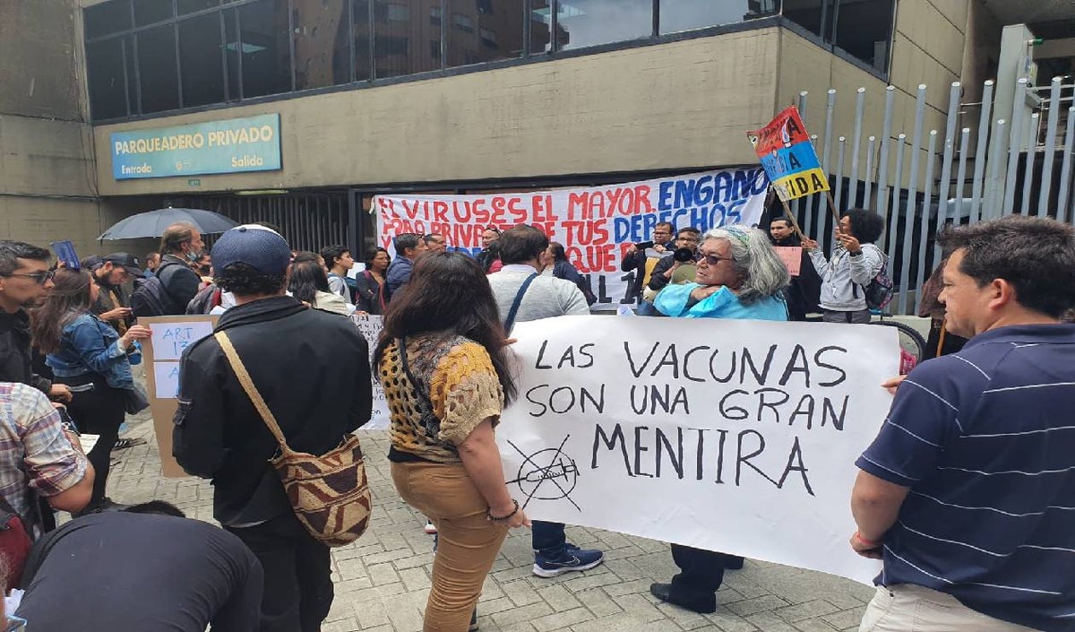 Plantón antivacunas