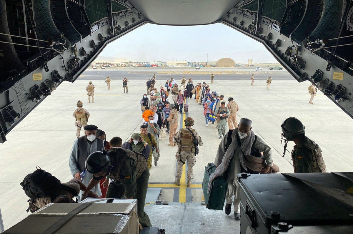 Evacuación de extranjeros de Kabul