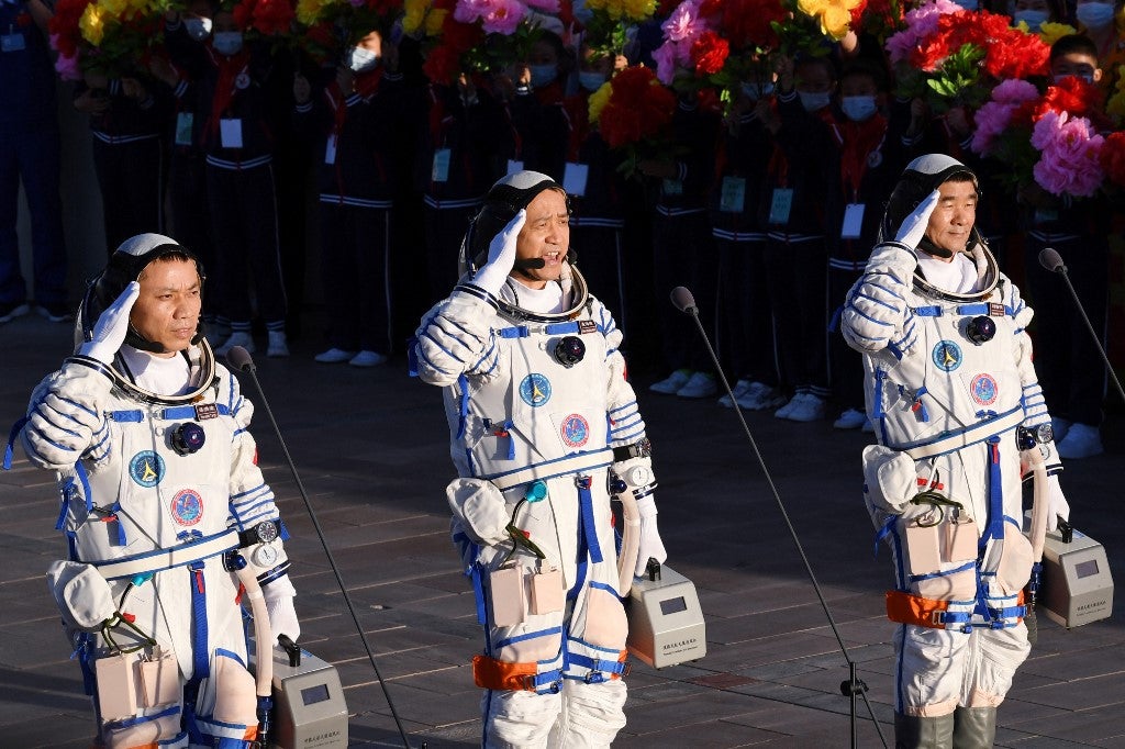 Astronautas chinos