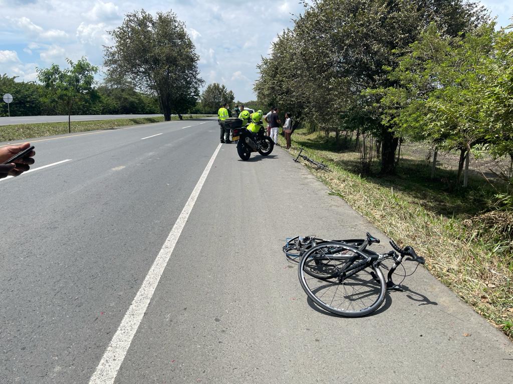 Accidente en al vía con ciclista