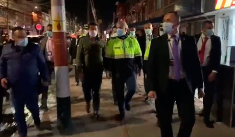 Iván Duque en visita a estación de policía de Puente Aranda