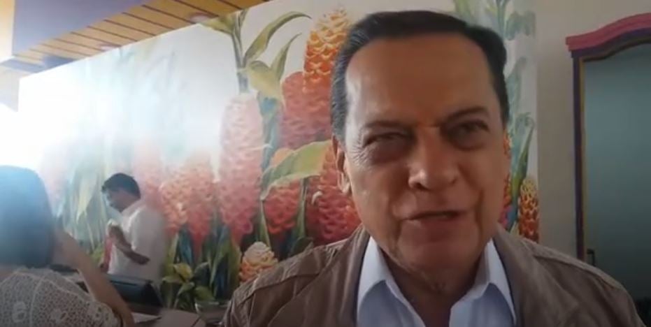 Periodista Javier Ayala