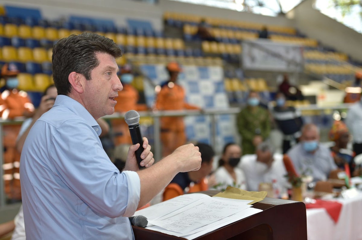 Ministro de defensa Diego Molano