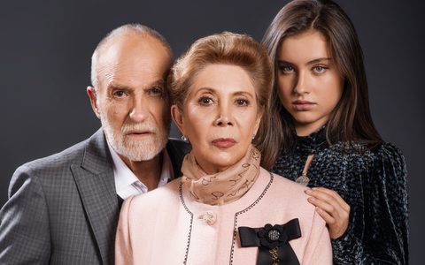 La Nieta Elegida