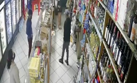 Ladrones roban panadería