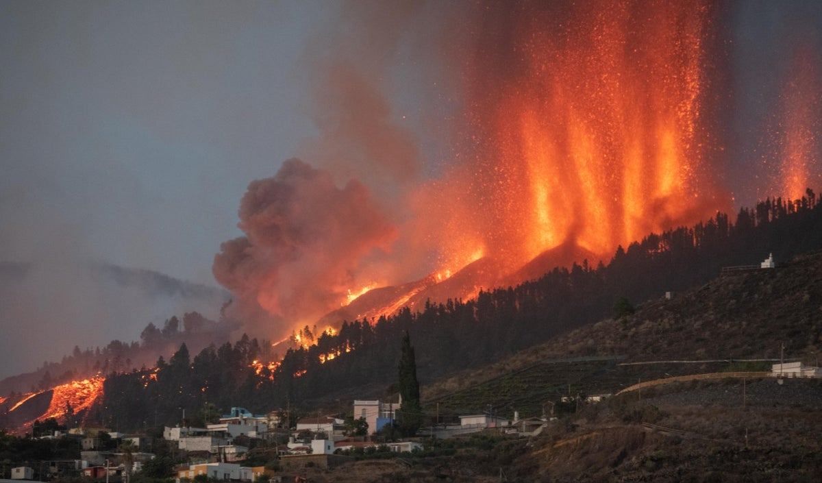 Erupción volcán Cumbre Vieja en Canarias, España