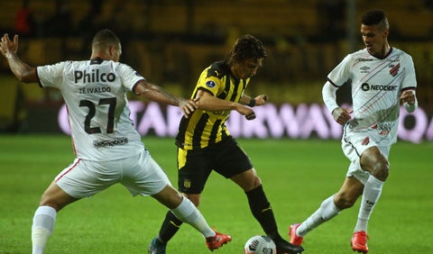 Peñarol Vs Atlético Paranaense