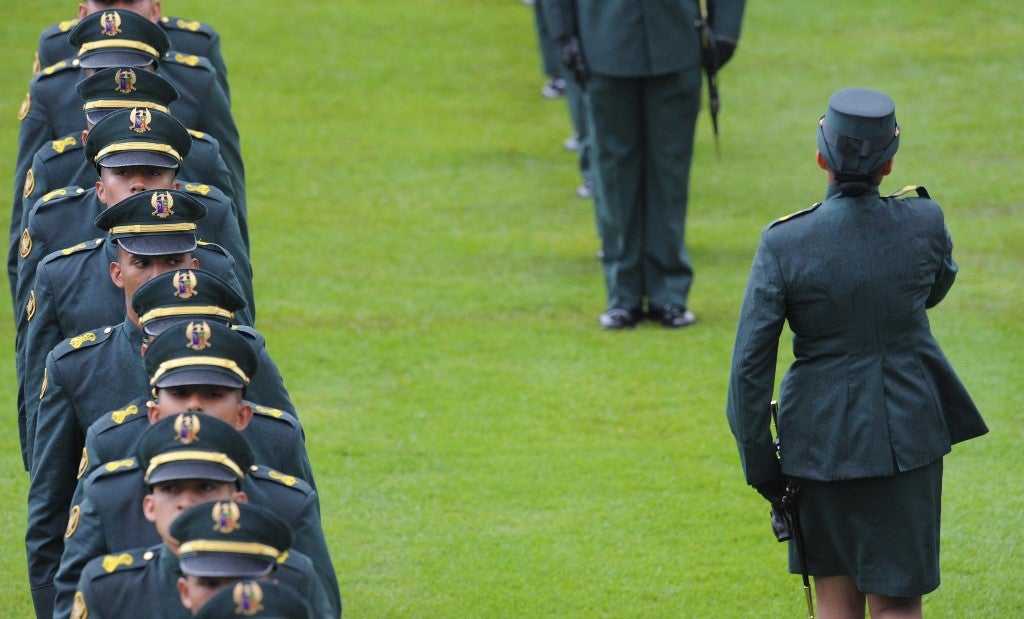 Mujeres en el Ejército y en la fuerza pública