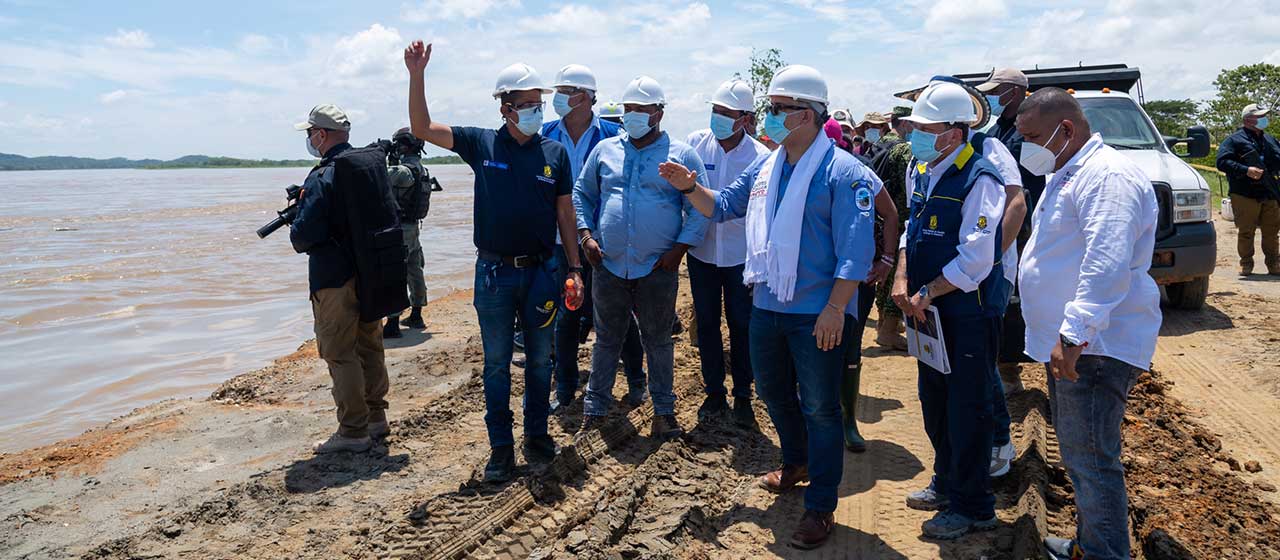 El presidente del país recorre La Mojana sucreña