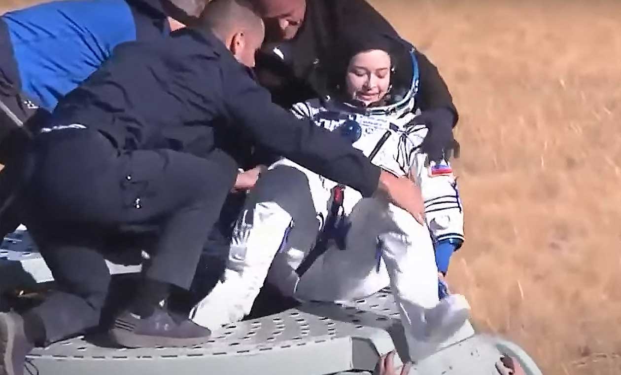 Cineasta rusa retorna del espacio exterior