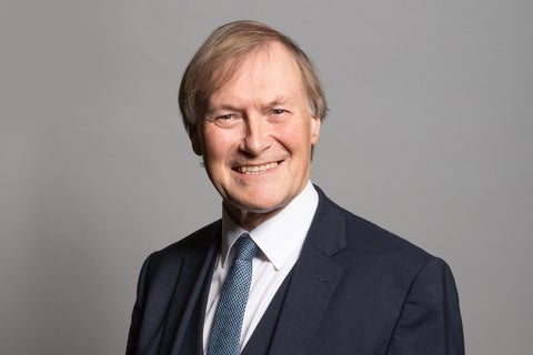 Asesinan a diputado británico, David Amess
