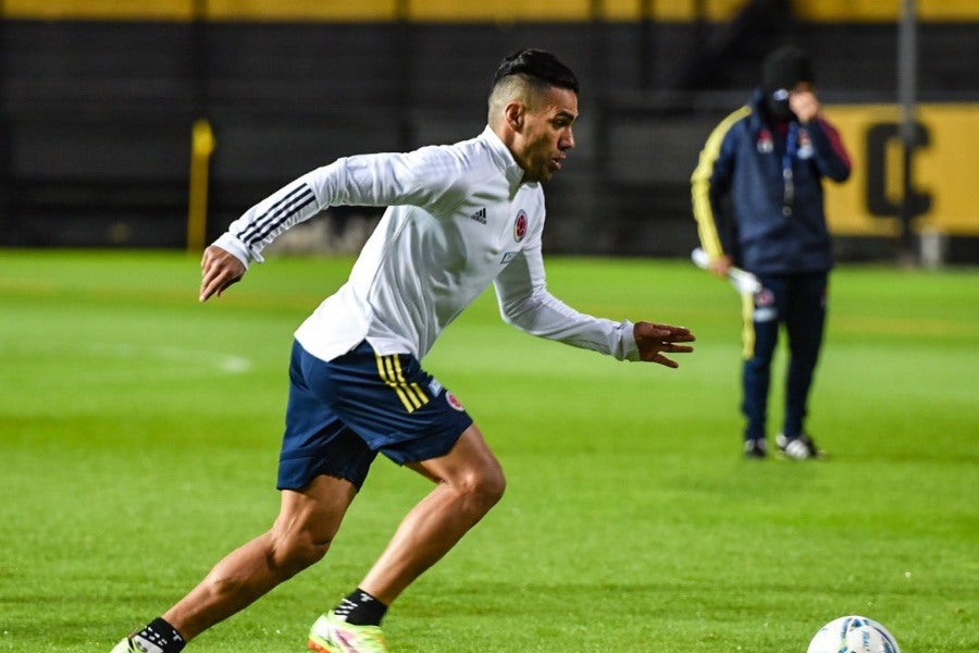Selección Colombia entrenando en Uruguay