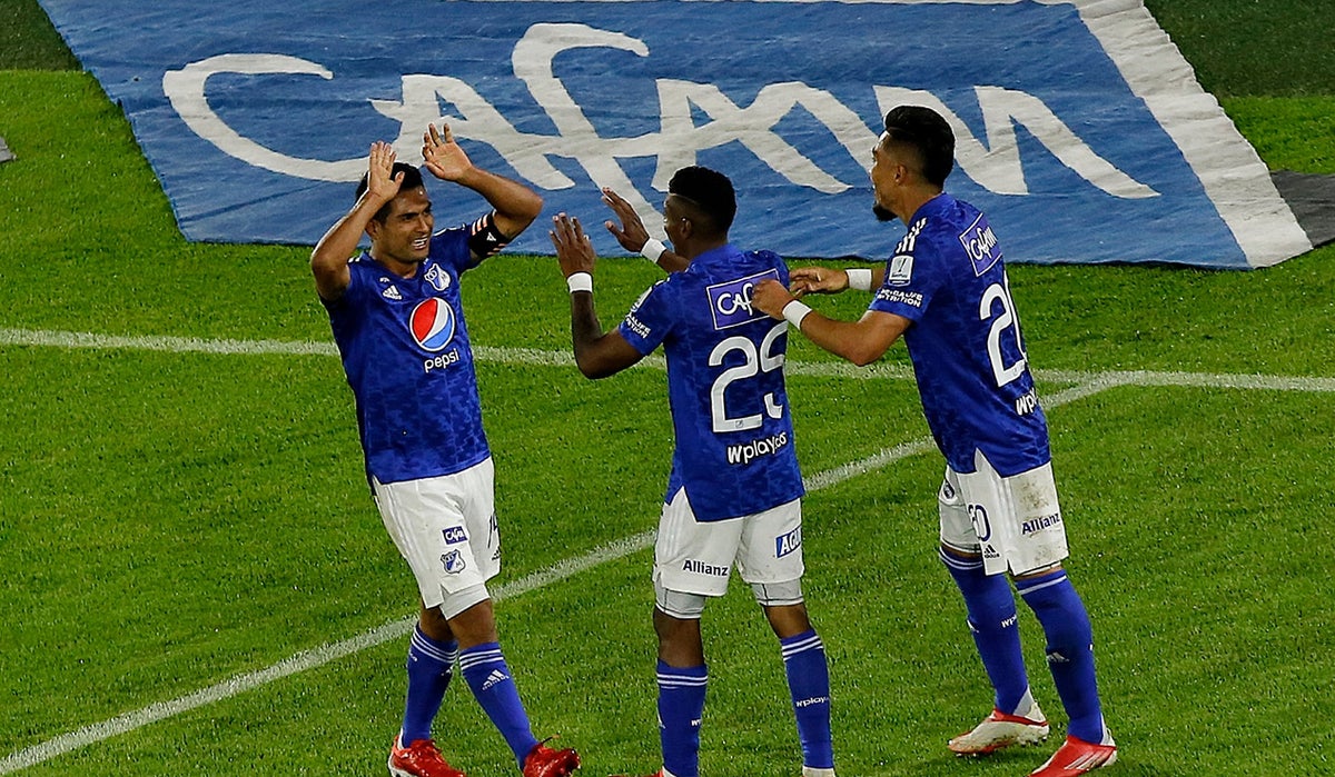 Jugadores de Millonarios en la cancha