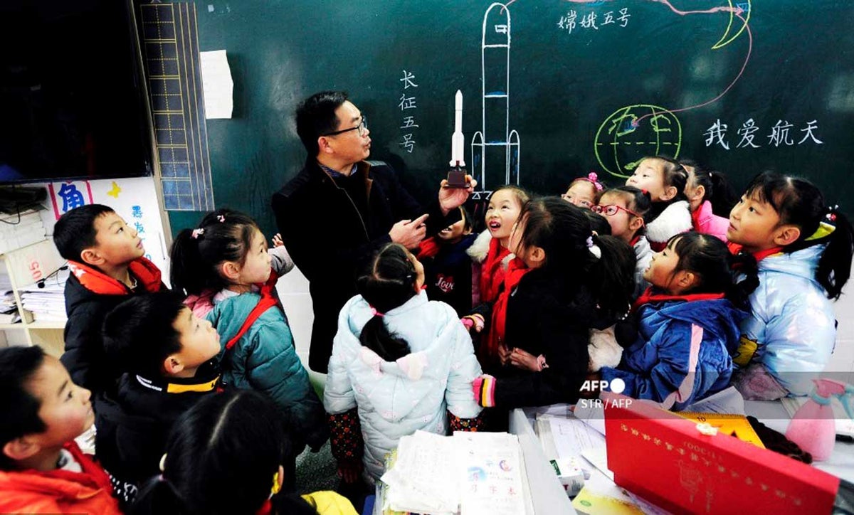 Niños Chinos en la escuela